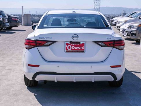 Used 2024 Nissan Sentra SV FWD image 5