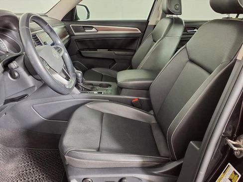 Used 2021 Volkswagen Atlas SE w/ Panoramic Sunroof Package image 22