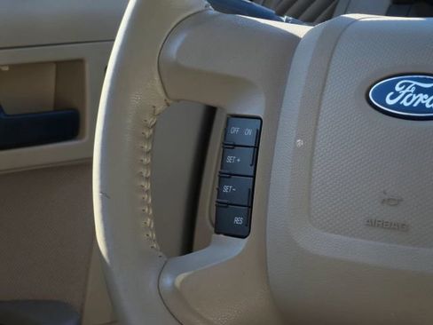 Used 2012 Ford Escape 4WD Hybrid image 22