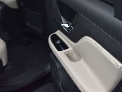 New 2026 Lincoln Corsair Grand Touring image 15