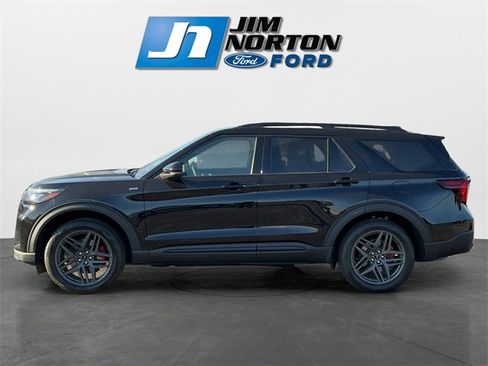 New 2026 Ford Explorer ST-Line w/ ST-Line Street Pack image 6