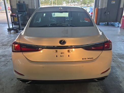 Used 2020 Lexus ES 350 w/ Premium Package FWD image 5