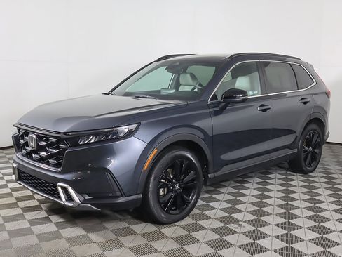 Used 2023 Honda CR-V Sport Touring image 10