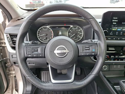 Certified 2022 Nissan Rogue SL w/ SL Premium Package image 21