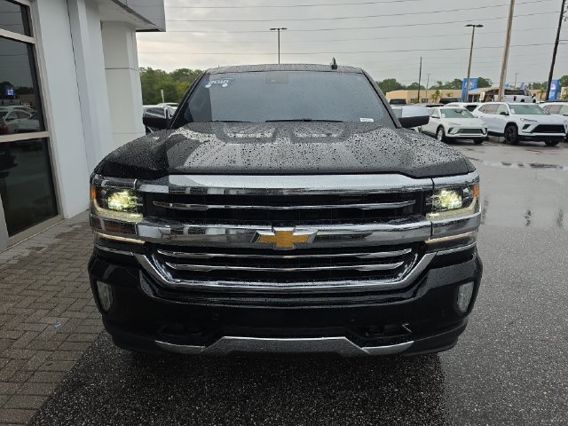 Certified 2018 Chevrolet Silverado 1500 High Country AWD/4WD image 2