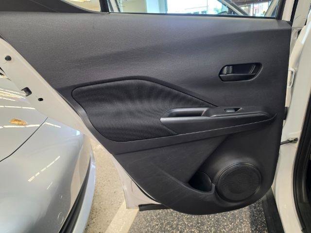 Used 2023 Nissan Kicks S FWD image 33