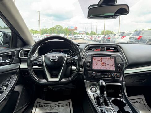 Used 2020 Nissan Maxima 3.5 SV w/ Floor Mat Group FWD image 19