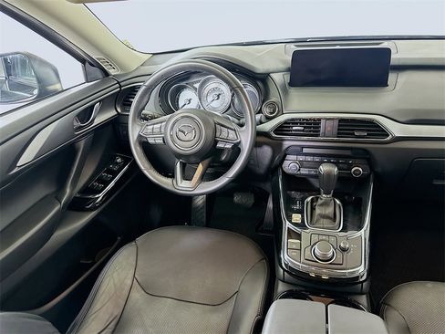 Used 2023 MAZDA CX-9 Touring image 18