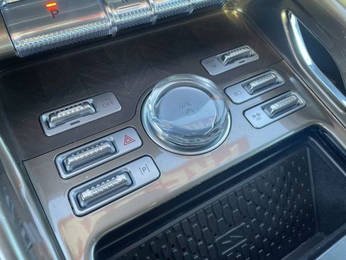 Used 2024 Lincoln Nautilus Black Label image 18