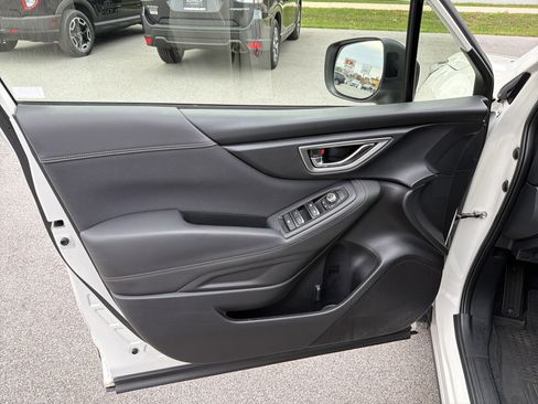 Used 2019 Subaru Forester Premium image 10