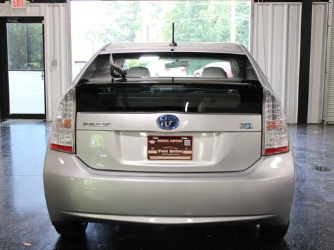 Used 2010 Toyota Prius FWD image 4