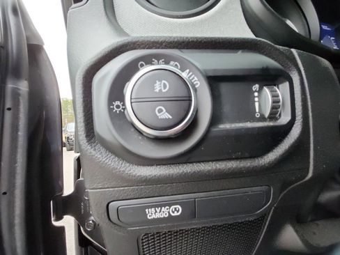 Used 2024 Jeep Gladiator Willys image 22