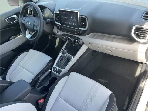 New 2026 Hyundai Venue SEL FWD image 14