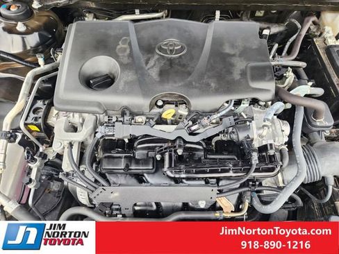 Used 2024 Toyota Camry SE w/ Cold Weather Package image 32