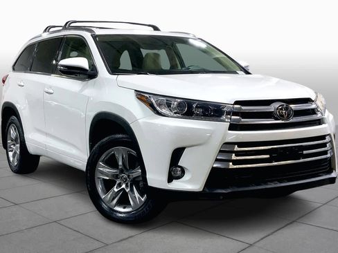 Used 2019 Toyota Highlander Limited image 4