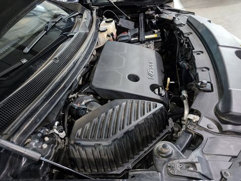 Used 2019 Chevrolet Traverse Premier w/ Redline Edition image 62