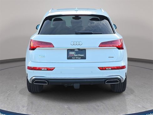 Certified 2022 Audi Q5 2.0T Premium Plus w/ Premium Plus Package image 4