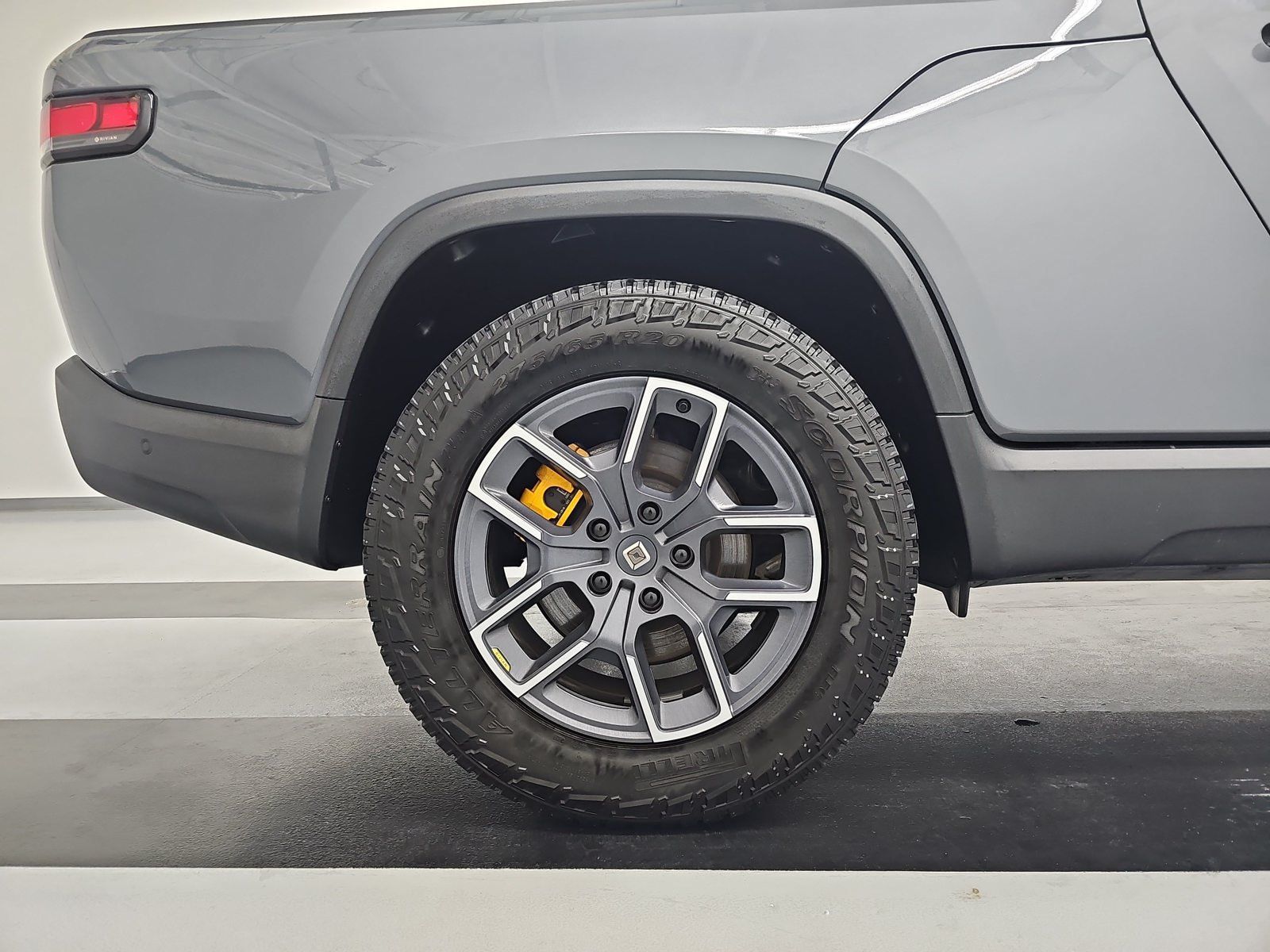 Used 2022 Rivian R1T Launch Edition AWD/4WD image 12