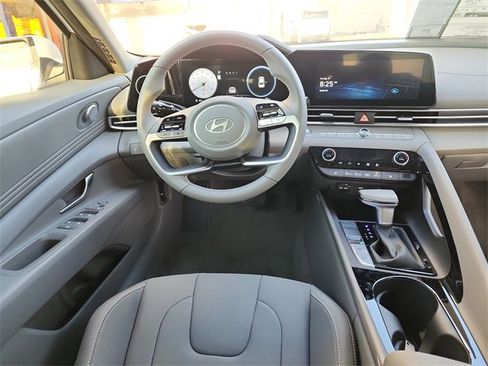 New 2025 Hyundai Elantra SEL w/ Cargo Package image 9