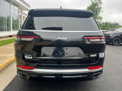 Used 2025 Jeep Grand Cherokee L Summit AWD/4WD image 8