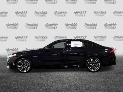 New 2026 BMW 530i xDrive w/ M Sport Package image 5