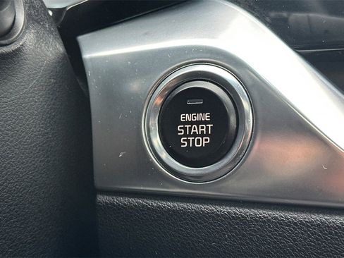 Used 2021 Kia Niro Touring image 26