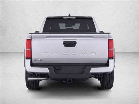 Used 2025 Toyota Tacoma SR5 AWD/4WD image 6