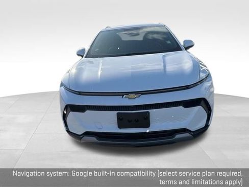 Used 2025 Chevrolet Equinox EV LT w/ Convenience Package image 5