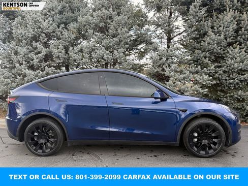 Used 2023 Tesla Model Y Long Range image 11