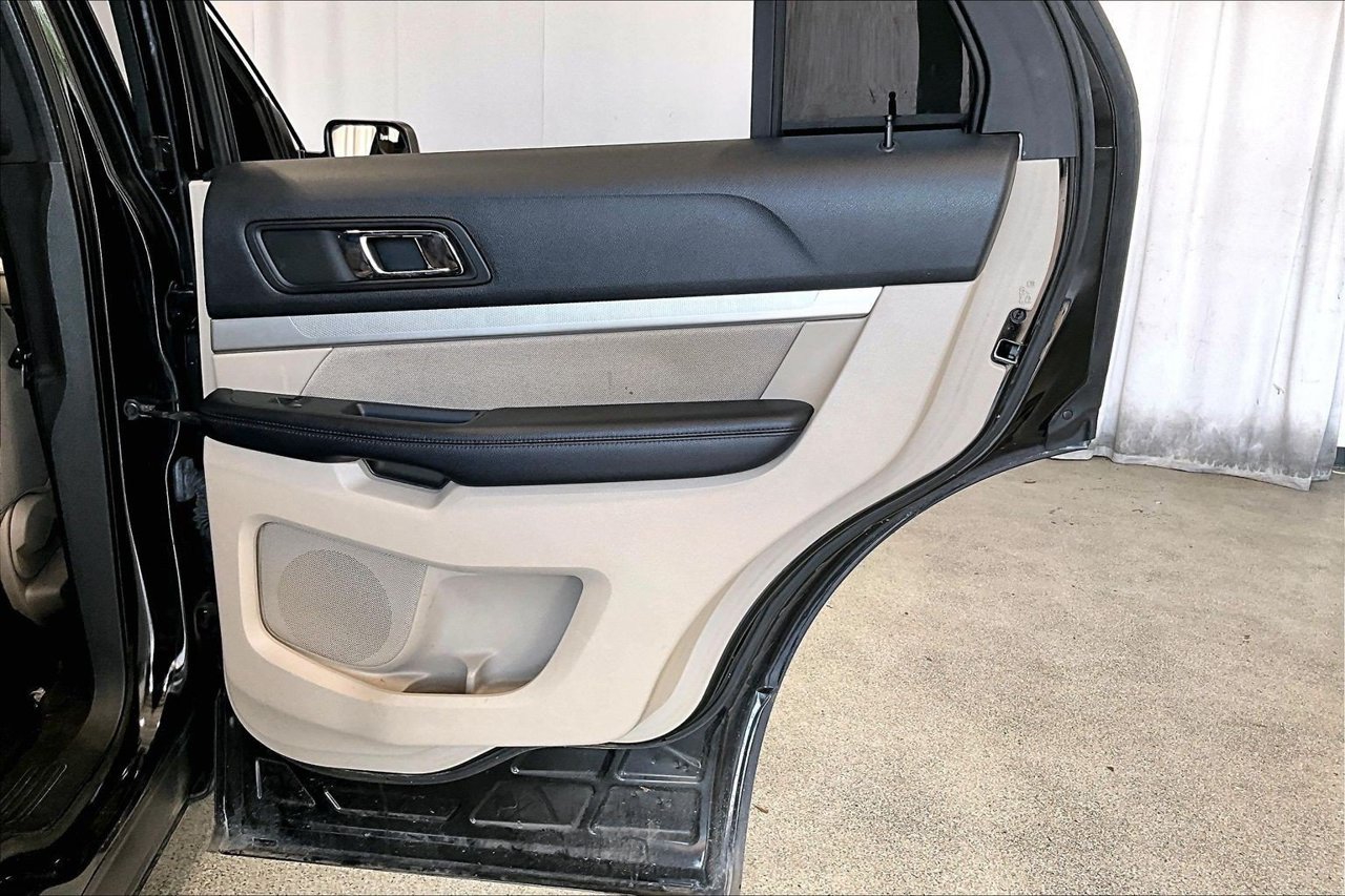 Used 2018 Ford Explorer FWD image 21