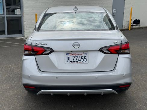 Used 2024 Nissan Versa SV image 5