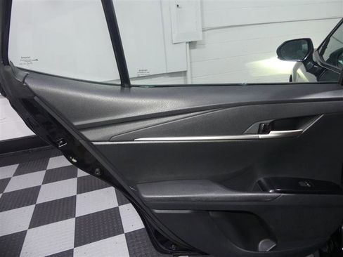Used 2025 Toyota Camry LE image 25