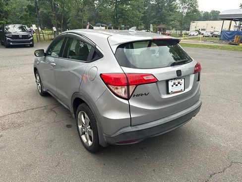 Used 2018 Honda HR-V LX image 4