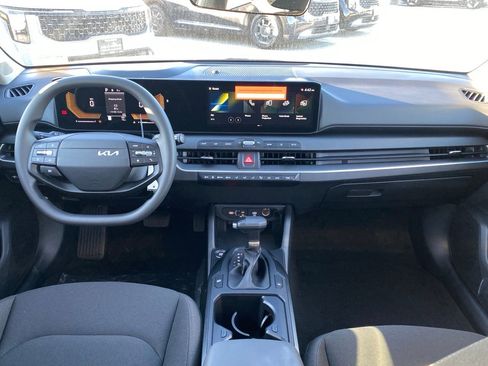 New 2026 Kia K4 LXS image 21