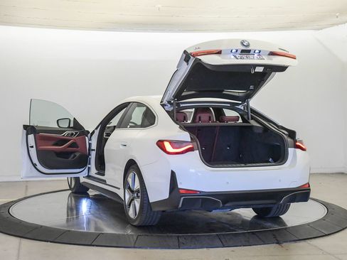 Used 2023 BMW i4 eDrive35 RWD image 24