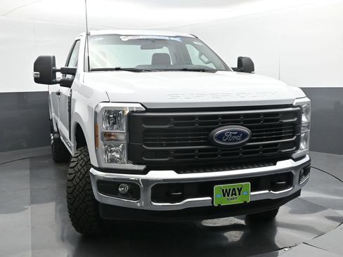 New 2026 Ford F250 XL AWD/4WD image 9
