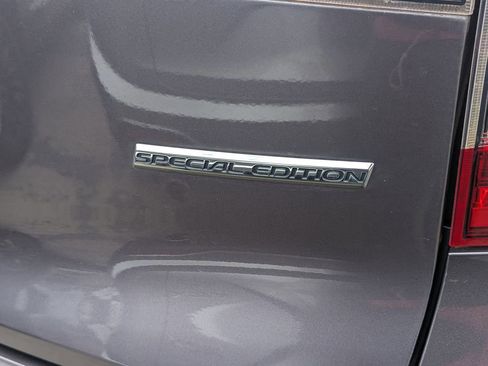 Used 2021 Honda Pilot Special Edition image 8