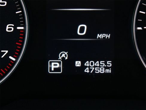 Used 2025 Subaru Outback Onyx Edition image 16