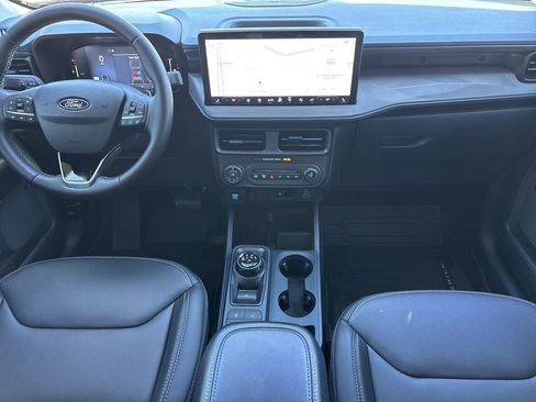 Used 2025 Ford Maverick Lobo image 15