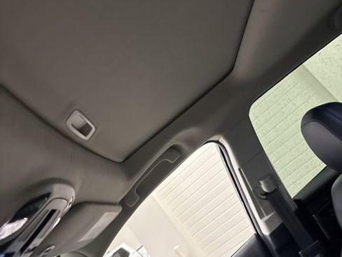 Used 2024 Subaru Outback Touring XT w/ Popular Package #2 image 19