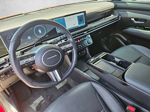 Used 2025 Hyundai Tucson Limited AWD/4WD image 12