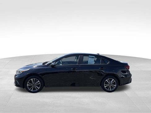 Certified 2023 Kia Forte LXS FWD image 10