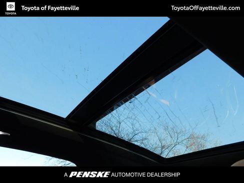 Used 2024 Chevrolet Equinox Premier image 6