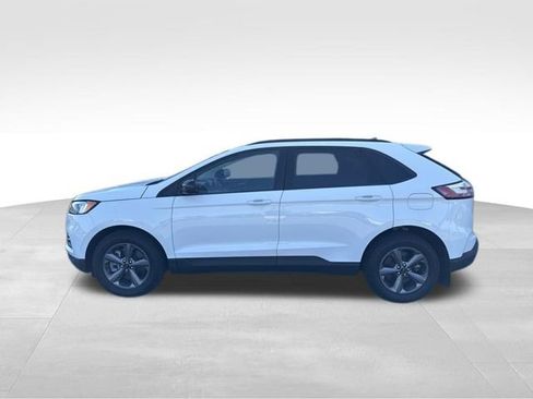 Used 2023 Ford Edge SEL w/ Sport Appearance Package AWD/4WD image 5