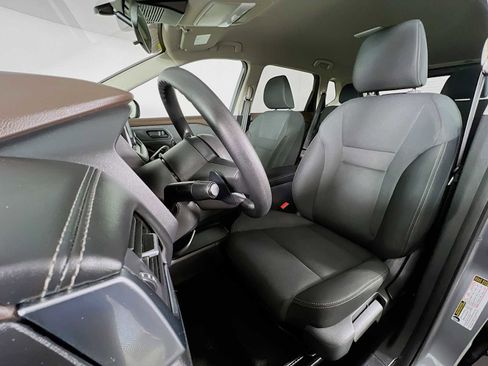 Used 2023 Nissan Rogue S image 20