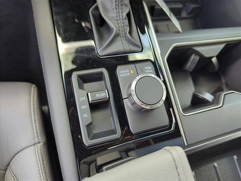 New 2026 Toyota Tundra Limited AWD/4WD image 20