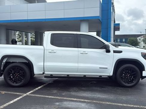 Used 2024 GMC Sierra 1500 Elevation AWD/4WD image 8