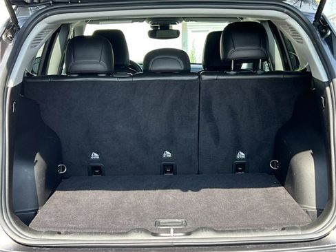 Used 2022 Jeep Compass Limited image 33