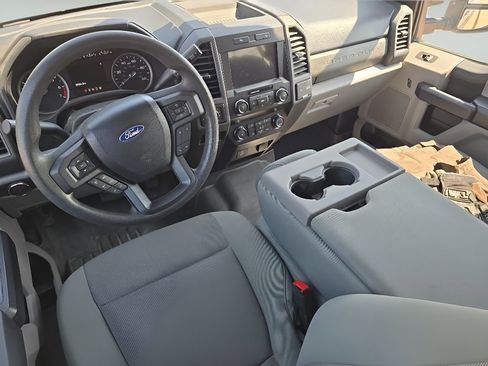 Used 2020 Ford F250 XL w/ STX Appearance Package AWD/4WD image 9