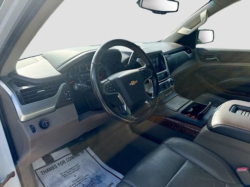 Used 2020 Chevrolet Suburban Premier RWD image 10